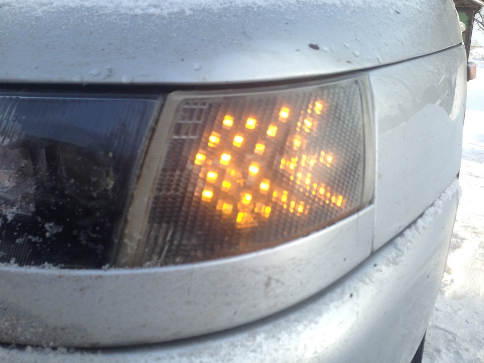Как снять поворотники на ваз 2112 Светодиодные поворотники - Lada 21124, 1,6 л, 2005 года стайлинг DRIVE2