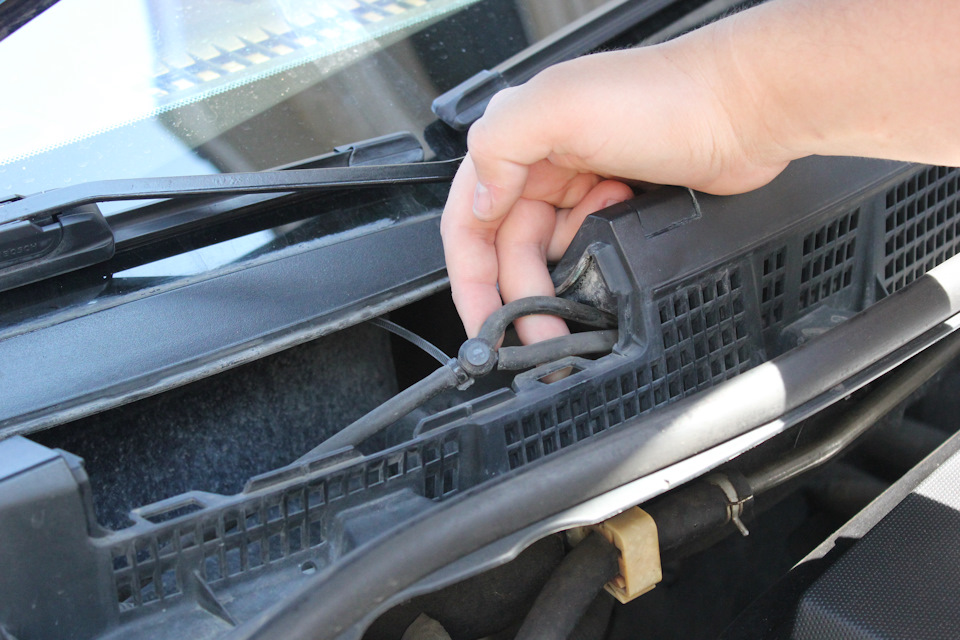 Установка веерный форсунок вместо струйных. — Nissan Tiida (1G), 1,6 л ...