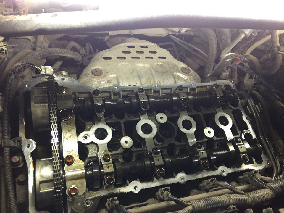 4. Mitsubishi outlander 2008 2. 0 крышка клапанов. замена прокладки клапанной крышки аутлендер. Outlander xl 2.