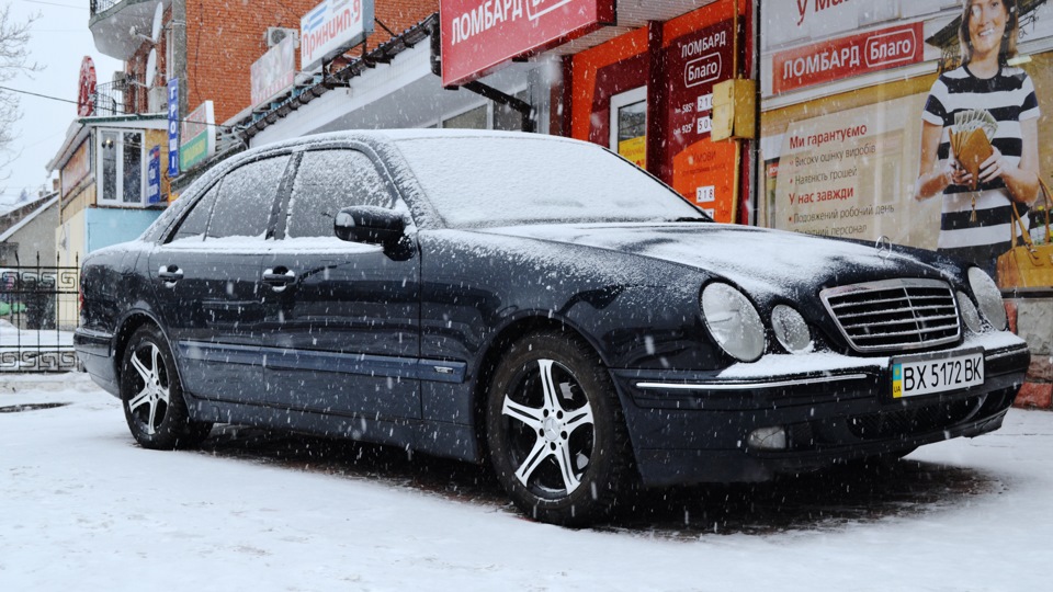 Mercedes-Benz E-Class Sinica