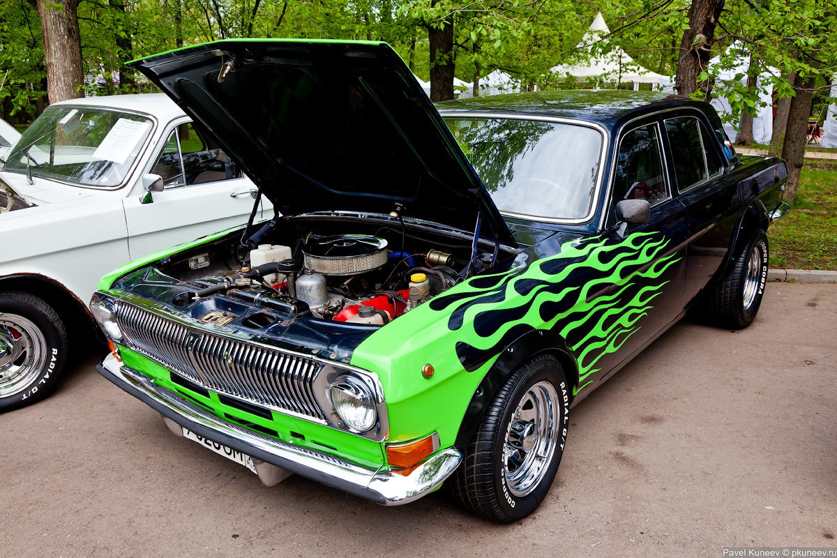 Волга v8