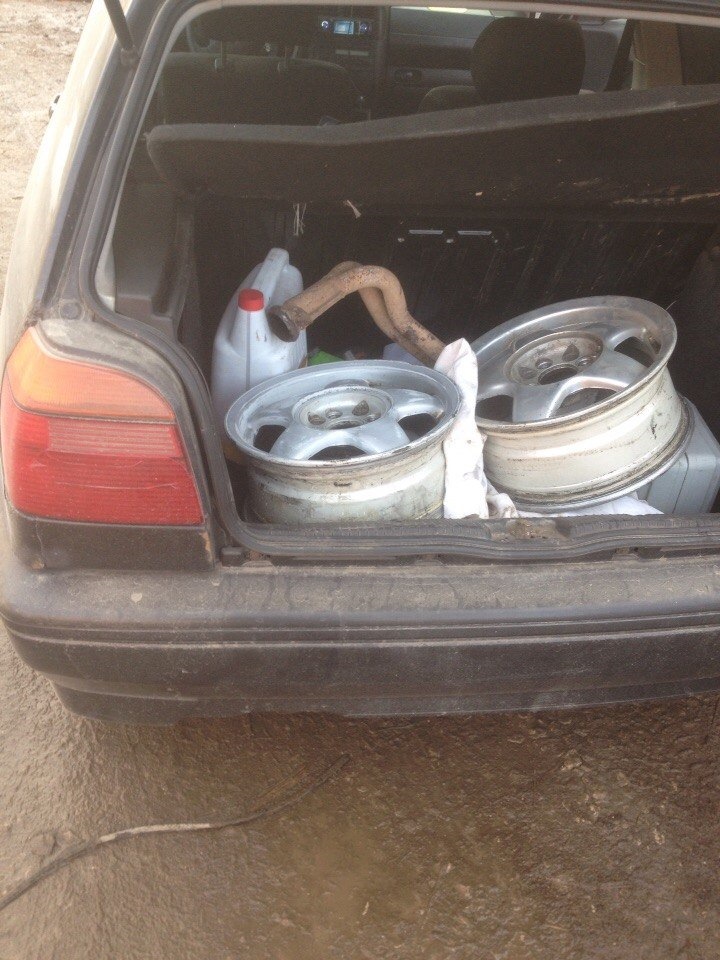 решил перекрасить диски — Volkswagen Golf Mk3, 1,8 л., 1996 года ...