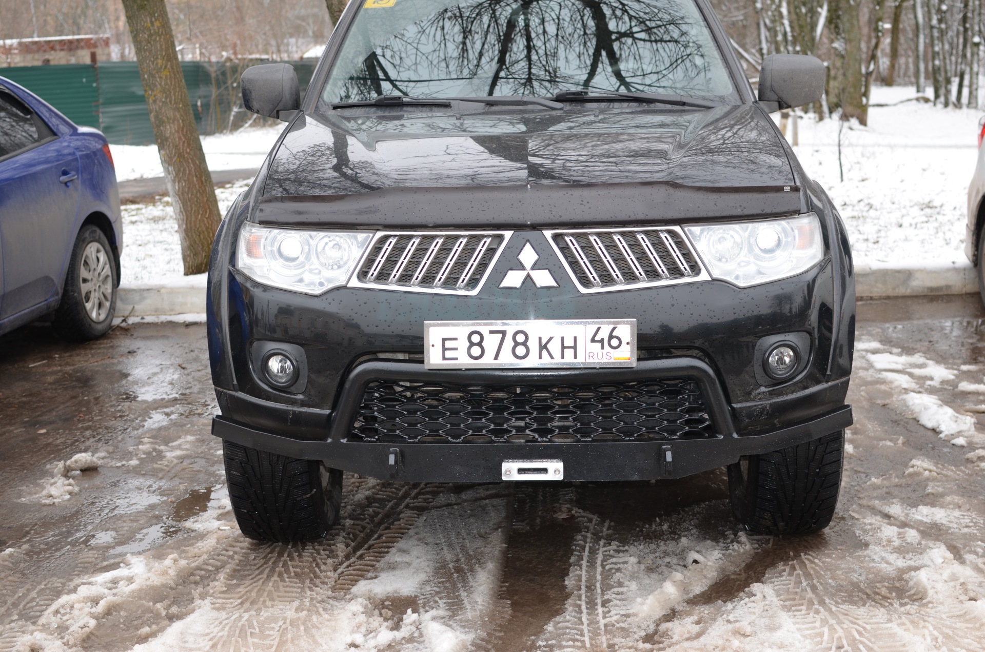 Бампер передний силовой митсубиси паджеро спорт 2. Силовая дуга на mitsubishi pajero sport 2. Передний бампер митсубиси паджеро 2. Бампер mitsubishi pajero sport 2. Силовой бампер паджеро спорт 2.