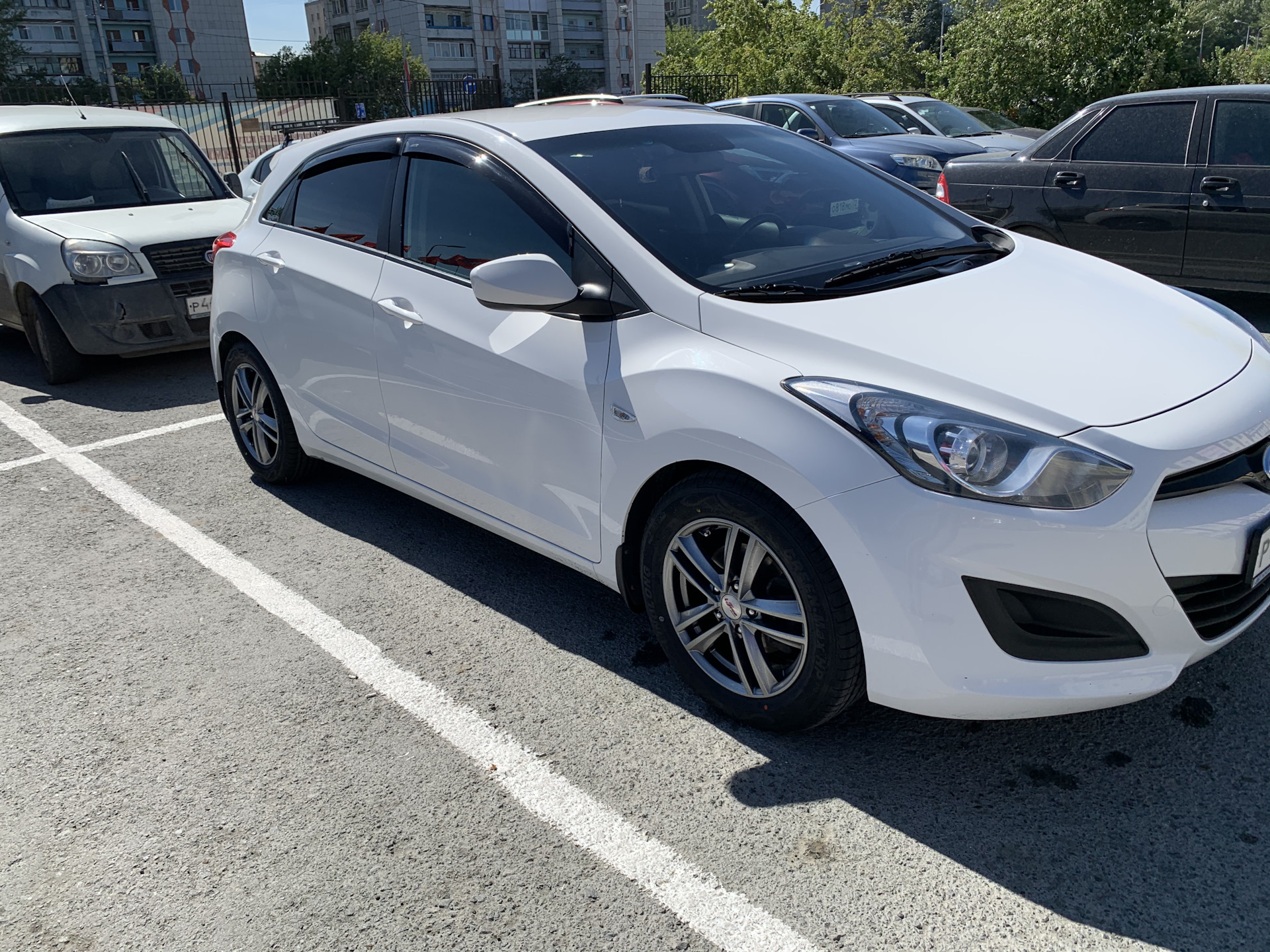 Муки выбора-сломай себе мозг — Hyundai i30 (2G), 1,6 л, 2014 года |  колёсные диски | DRIVE2