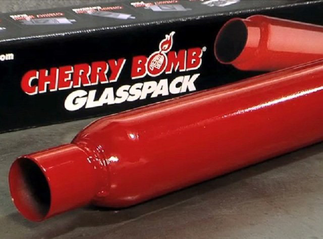 Cherry Bomb Glasspack GMC Yukon GMT800 6 2004 DRIVE2