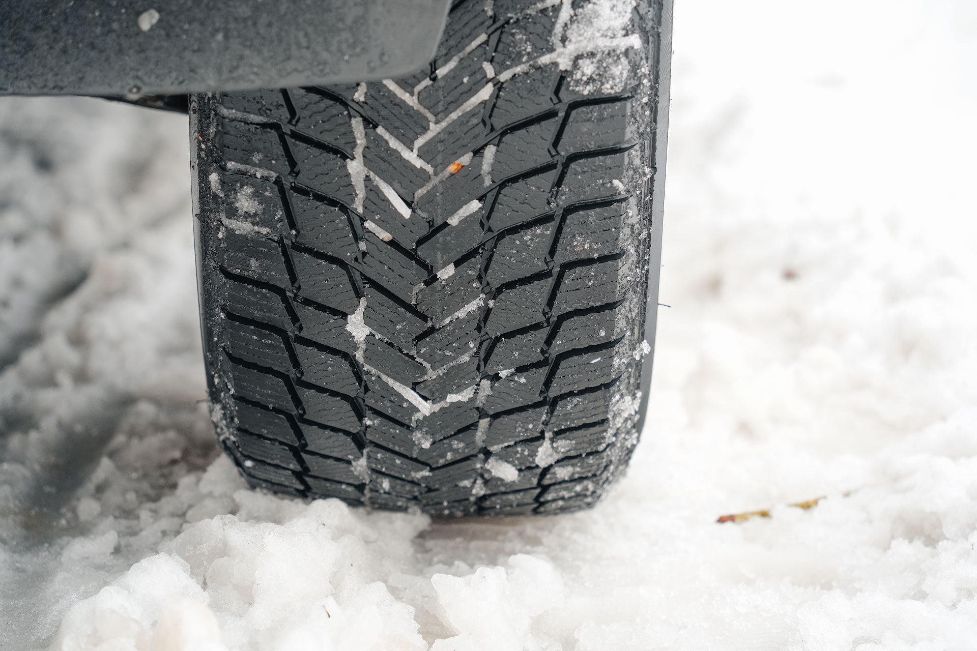 Зимние нешипованные шины. Michelin x-Ice Snow SUV 285/60r18. Шины Мишлен зимние нешипованные. Michelin x-Ice 245/55 r19 103h. X-Ice Snow SUV 245/45 r20 103h.