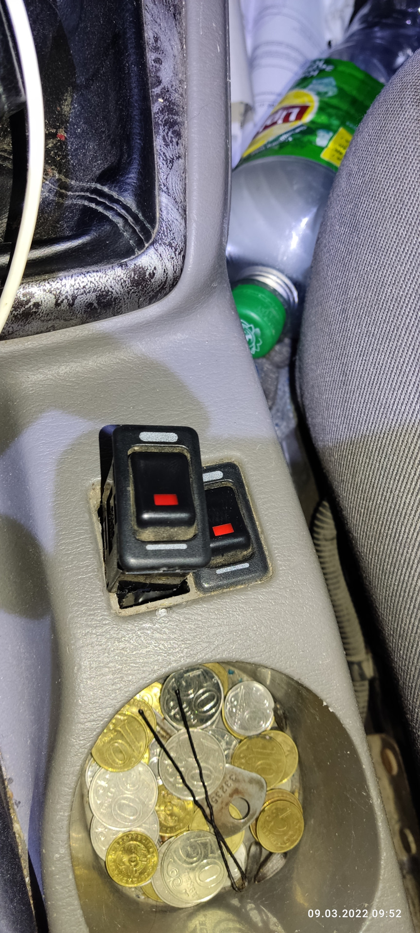 Подсветка кнопок подогрева сидений — Subaru Forester (SG), 2,5 л, 2003 ...