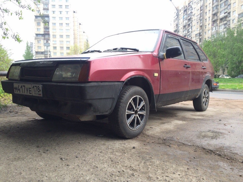 Малиновая лада и вишневая девятка. Про вишневую девятку. Lada 2109. Лада 2109 вишня. Лада 2109 вишневая.
