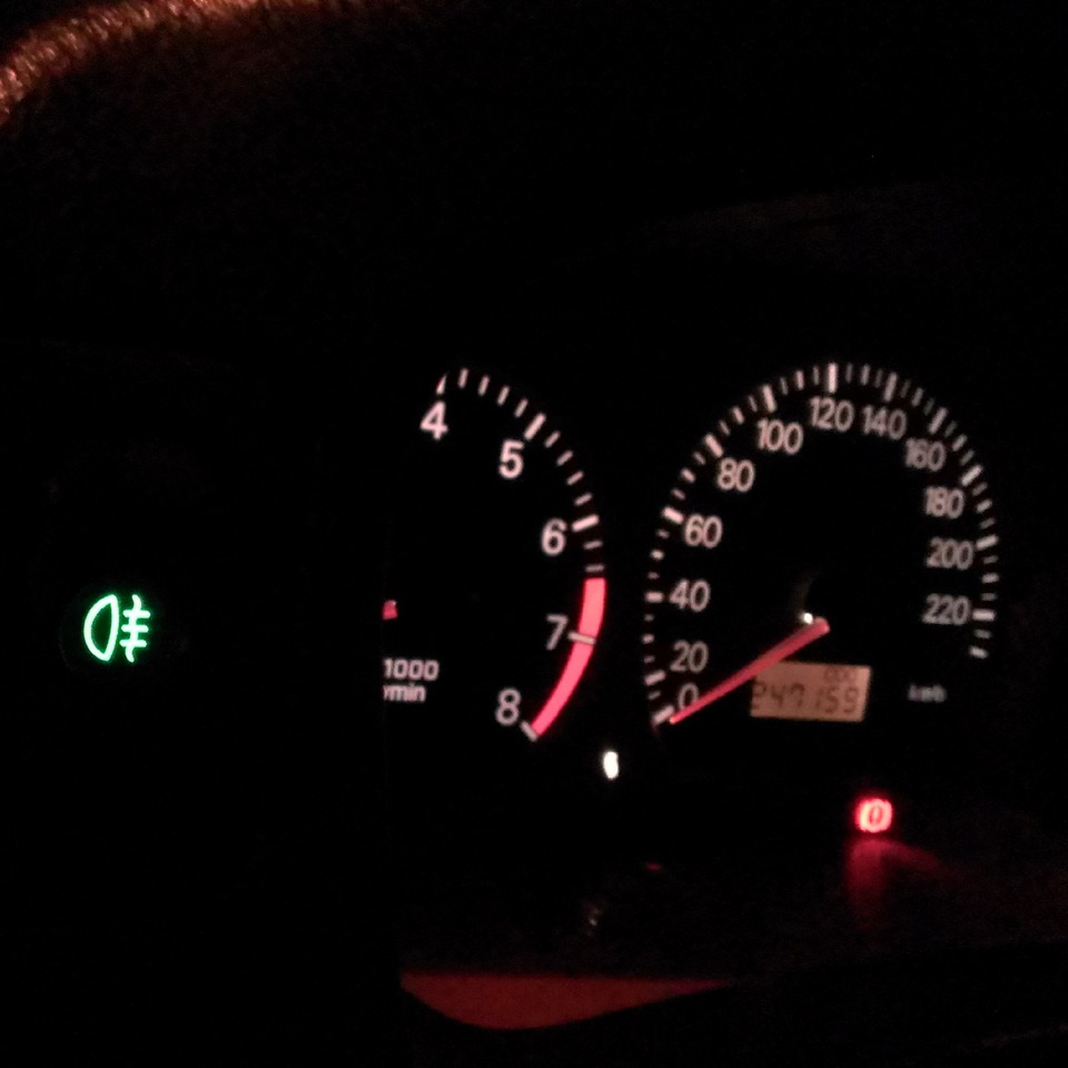 Кнопка туманки — Mitsubishi Colt V