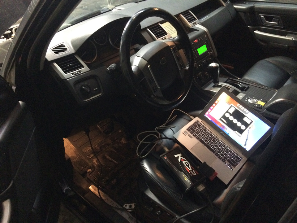 Отключаем и глушим клапан ЕГР на Land Rover Range Rover sport 2008 года ...