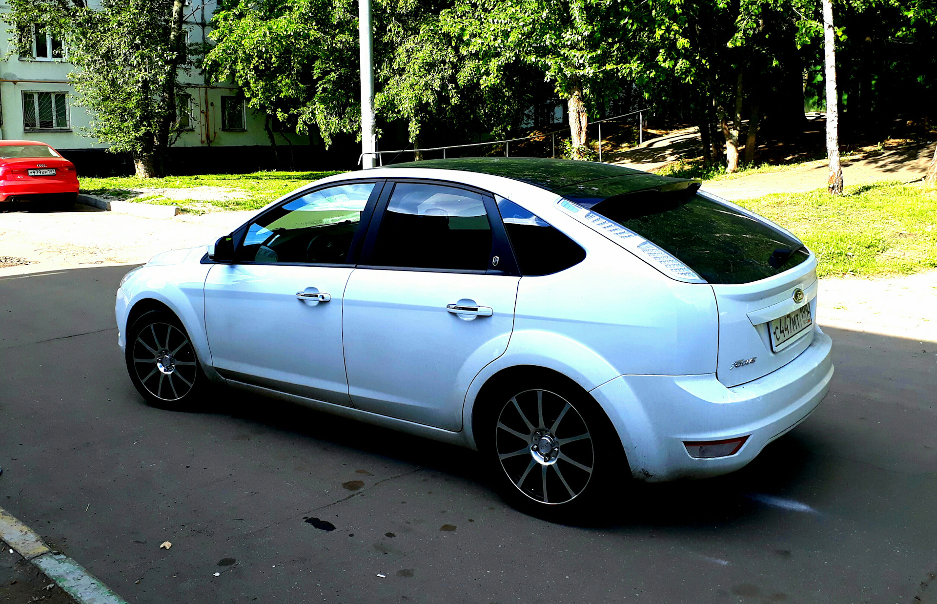 K k focus. Фокус r17. Ford Focus 2008 r17.