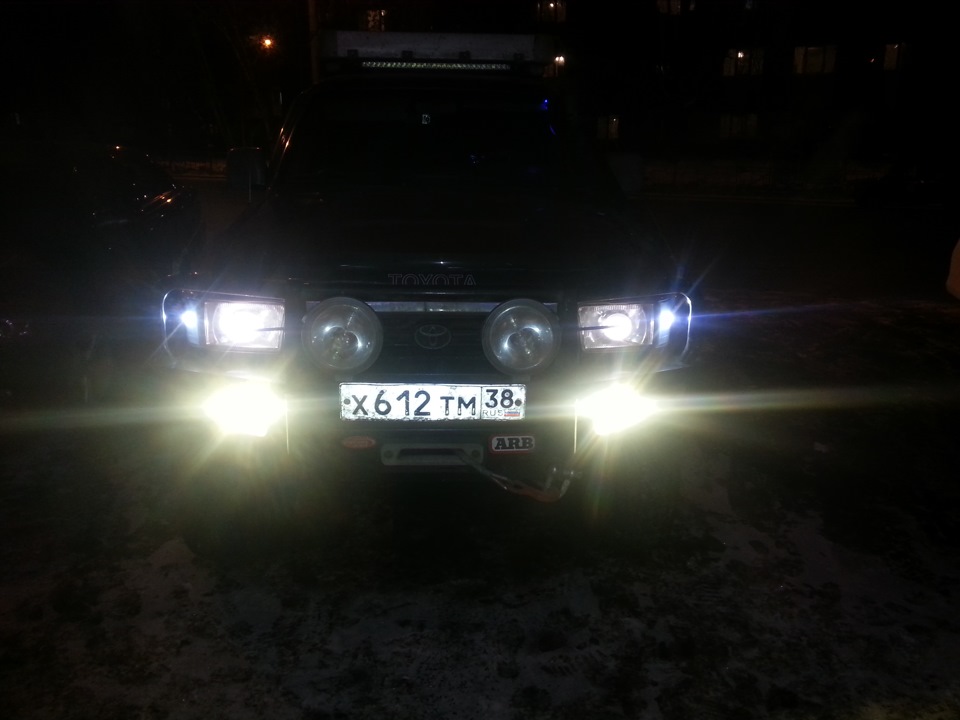Ксенон в туманках — Toyota 4Runner II, 3 л, 1994 года | электроника ...