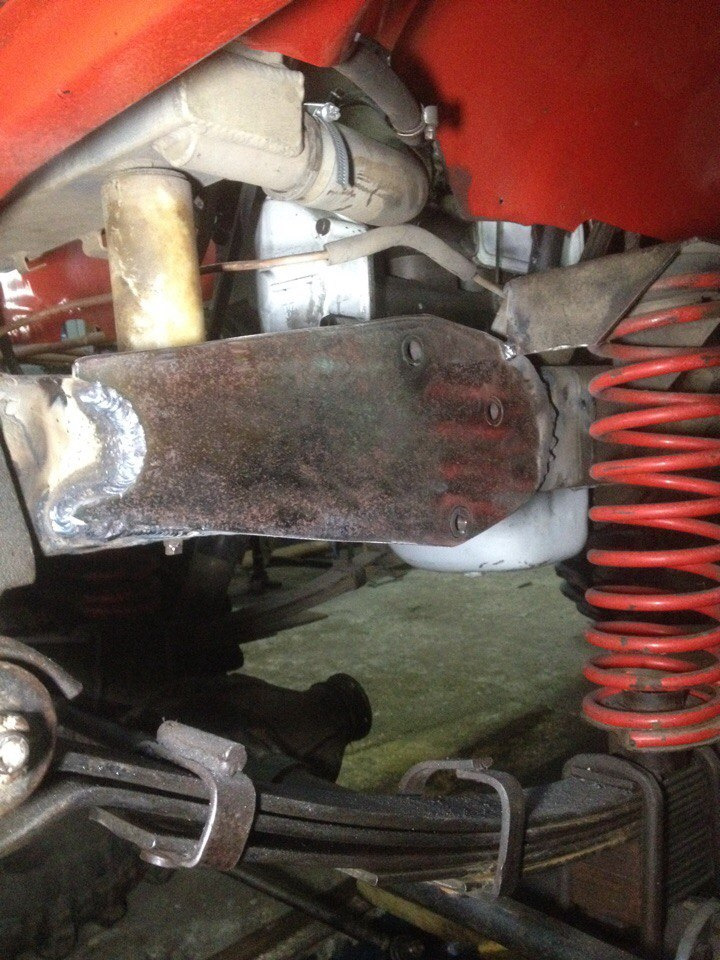 Усиленное крепление рулевого редуктора — УАЗ 469, 3 л, 1986 года ...