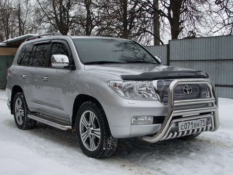 With and without body kit  - Toyota Land Cruiser 45 L 2008