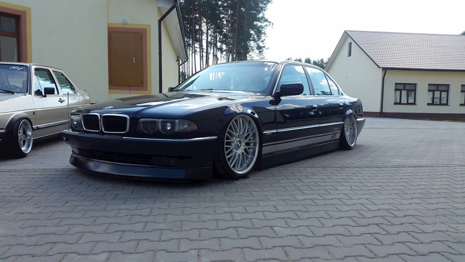 bmw 7 — Audi Cabriolet (B4)