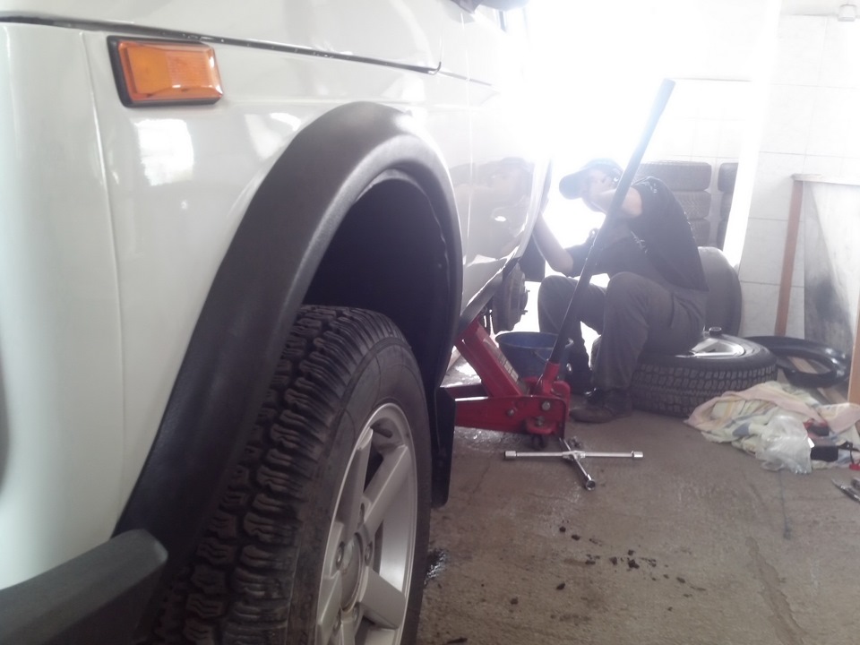 Установка пластиковых подкрылок и надкрыльников — DRIVE2