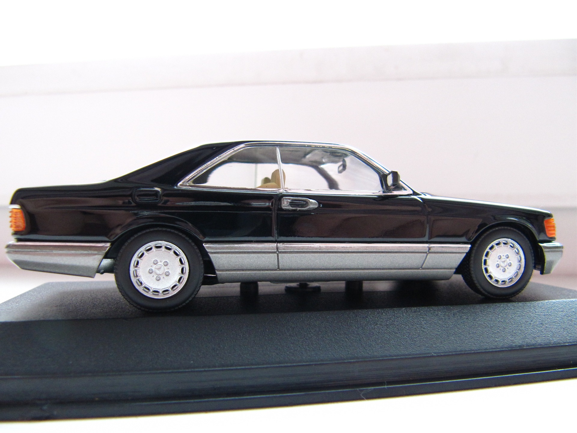 Mercedes-Benz 560 SEC S класс или Sonderklasse by Minichamps (1:43) — DRIVE2