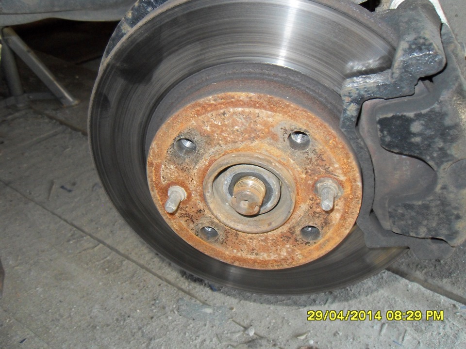 Замена опорных подшипников стоек и замена пыльников на ШРУСах. — Lada ...