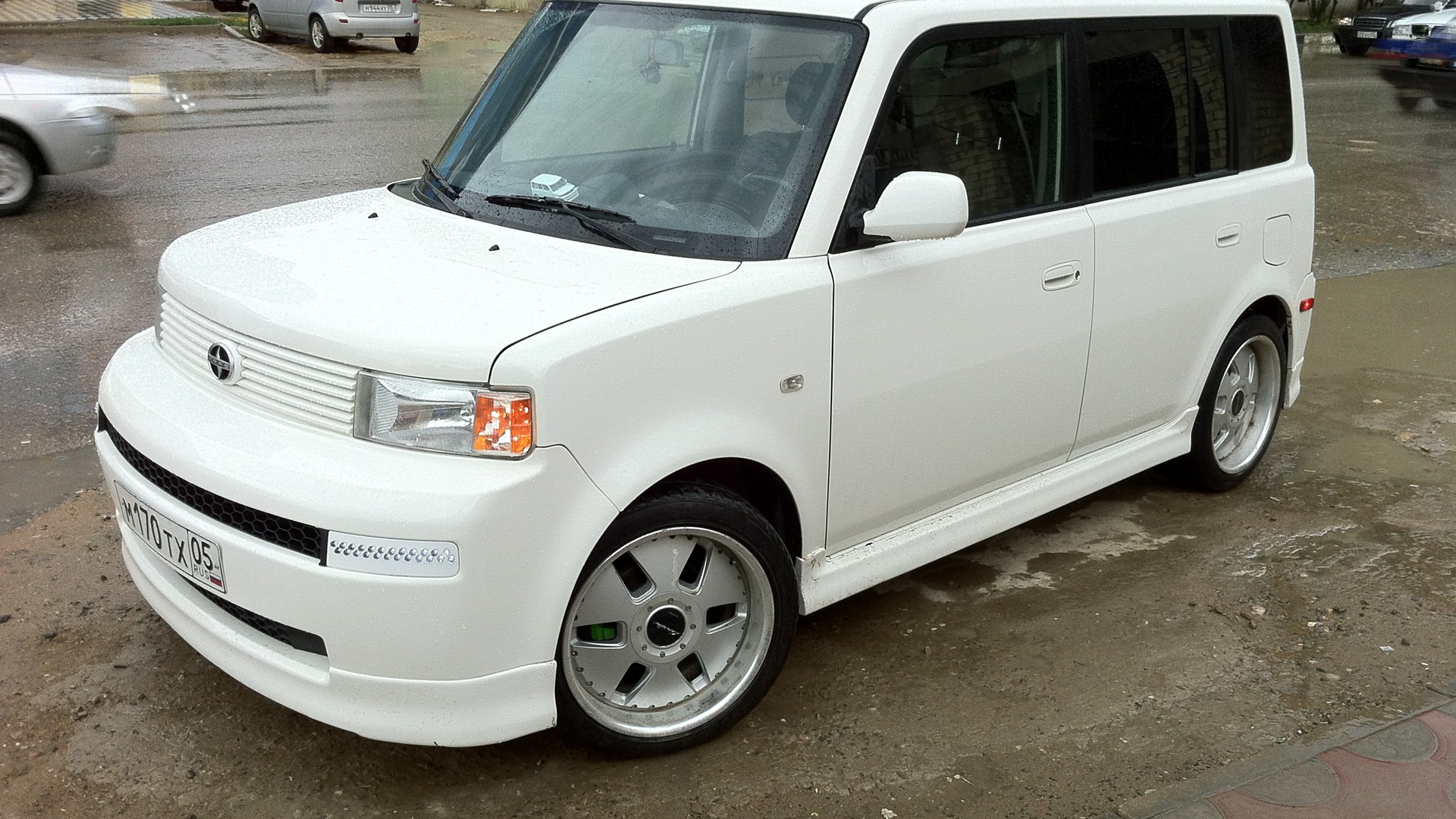 Тойота Scion XB 2005