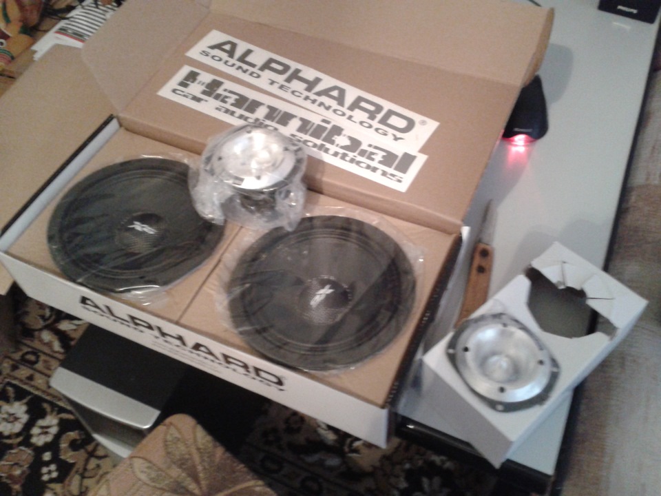 Громкий бюджетный фронт. — Hyundai Tiburon (RD), 2 л, 2000 года ...