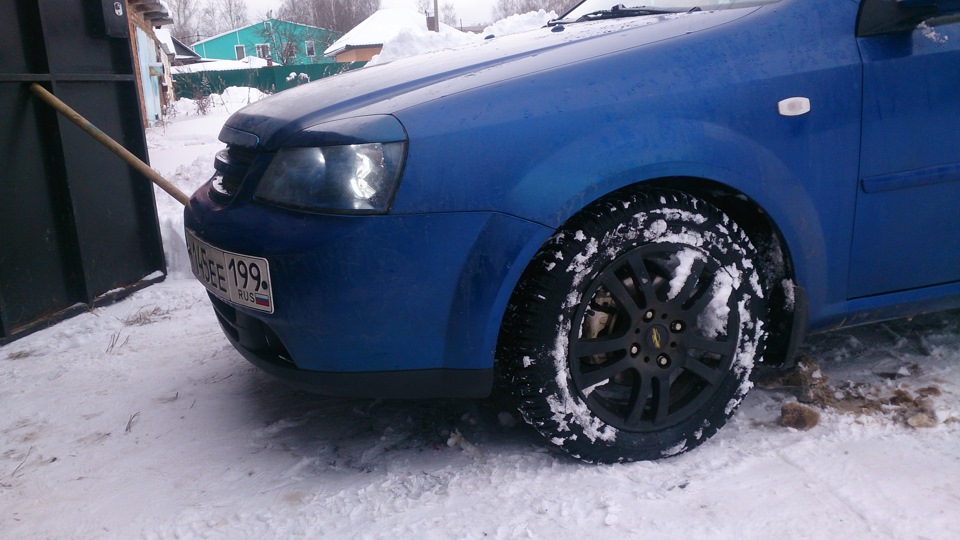Шильдик шевроле — Chevrolet Lacetti Sedan, 1,4 л, 2008 года | колёсные ...