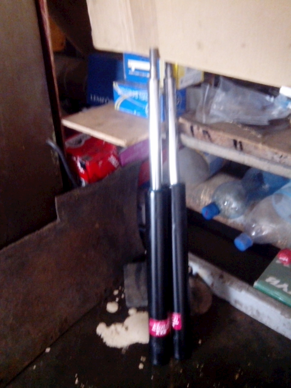 Да мне только передний ступичный подшипник поменять да 1 задний ...