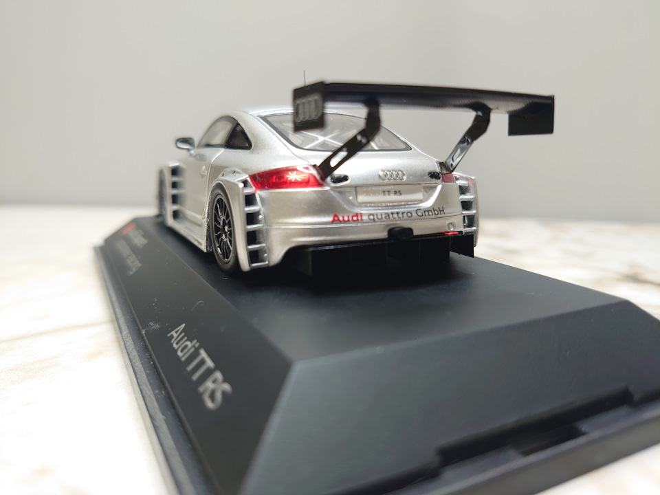 Audi TT RS 2010 customer rasing VLN Presentation Car (Spark