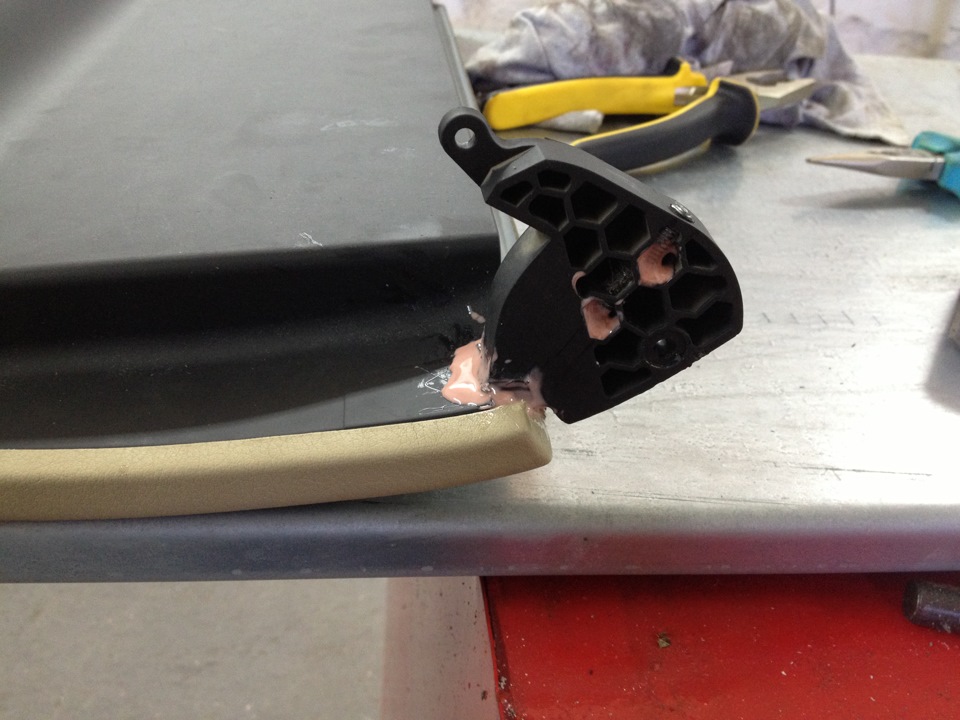 660e752s 960 Как открыть бардачок ауди а6