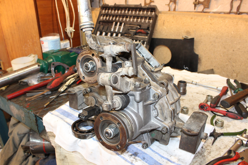 6630889s 960 Как крепится раздатка на ниву 2121