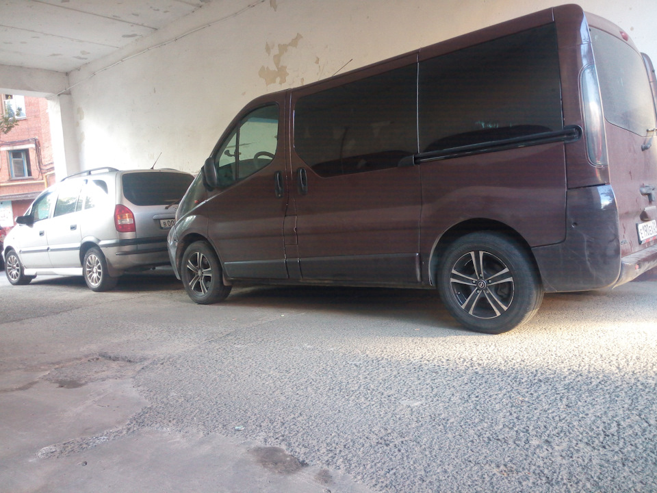 Фото в бортжурнале Opel Vivaro (1G)