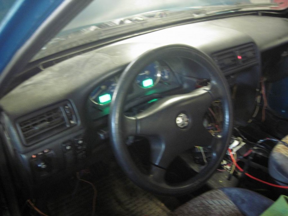 Замена ДЗ, установка руля, щитка приборов — Москвич 2335, 2 л, 2001 ...