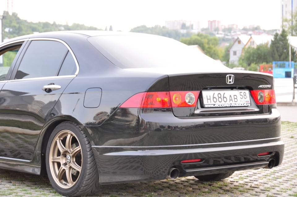 Бампер honda accord 7. Задняя накладка Mugen Honda Accord 7. Accord 7 Type s Mugen. Задний бампер Mugen Accord 7. Honda Accord 7 задний бампер.