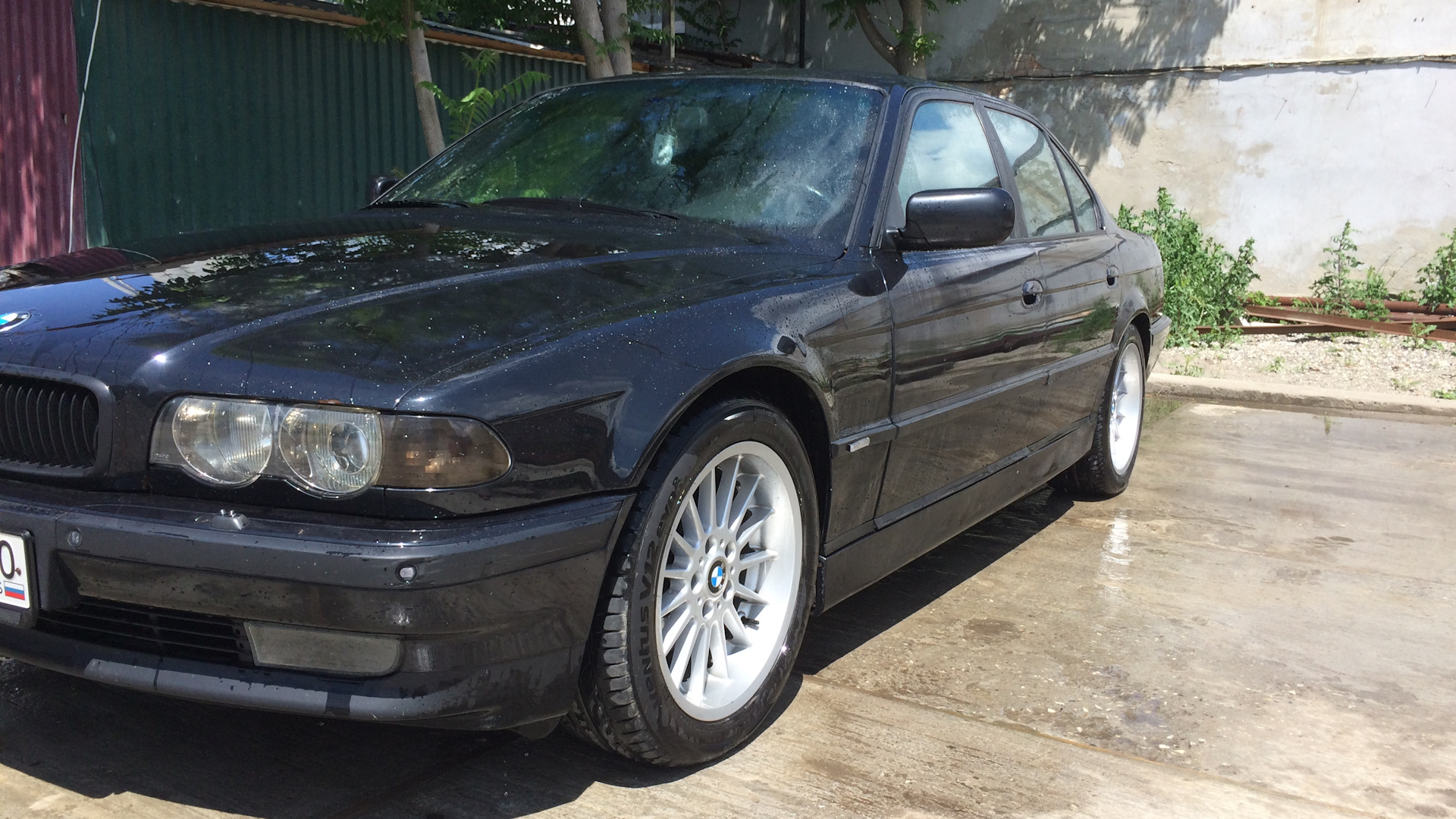 BMW 7 series (E38) 4.4 бензиновый 2001 | 