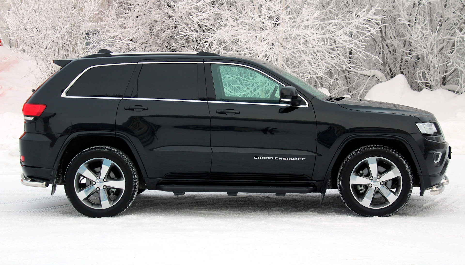 Jeep Grand Cherokee WK2. Билл, не помнящий родства — DRIVE2