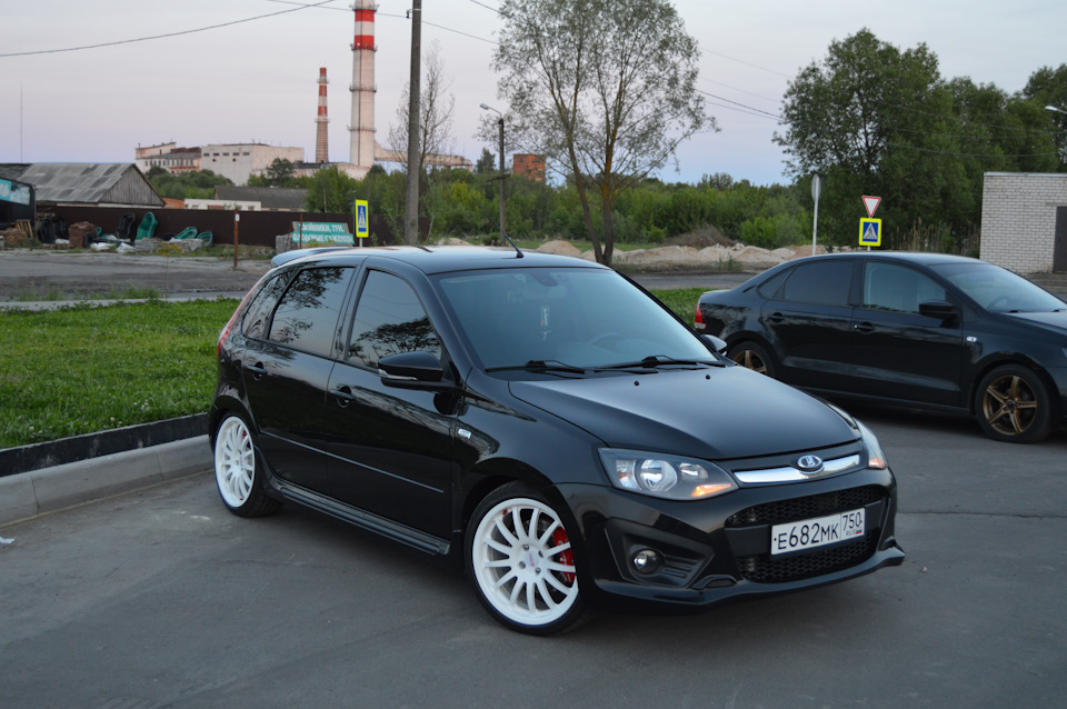 Lada Kalina Sport Black