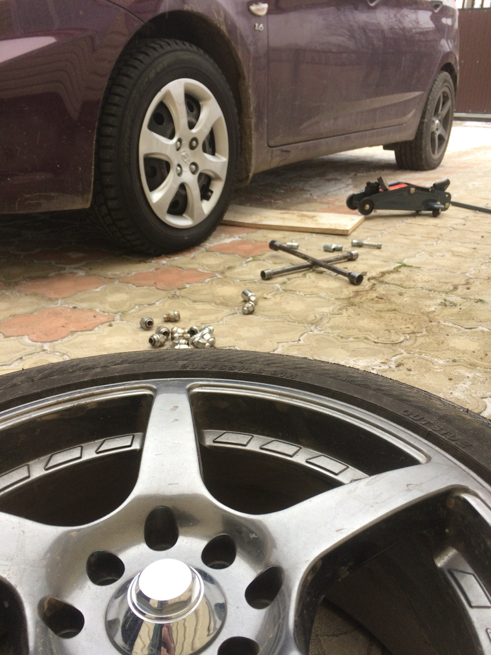 Клем__ставим__шипы__ — Hyundai Solaris Hatchback, 1,6 л, 2013 года ...