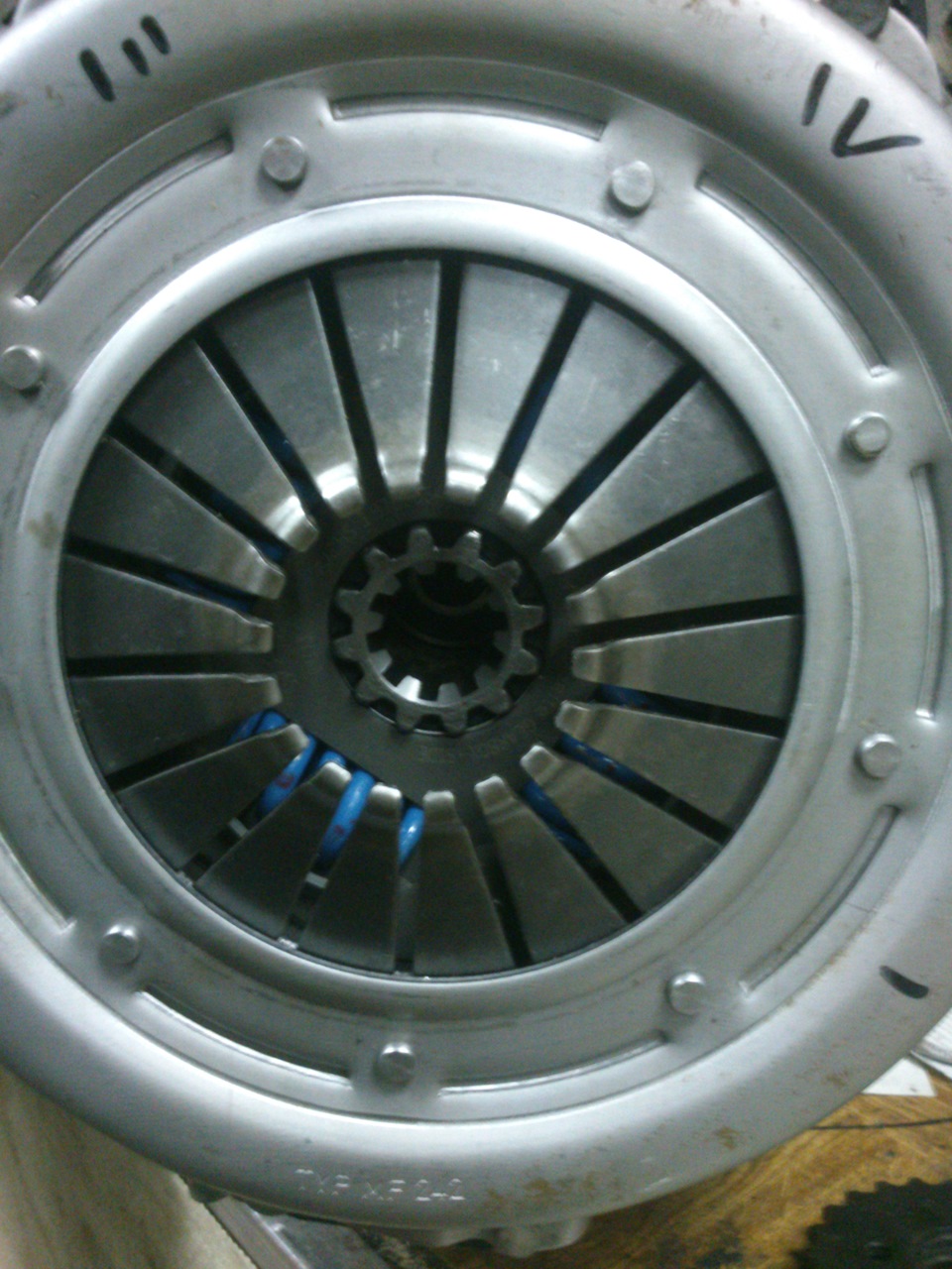 ПОСТАВИЛ СЦЕПЛЕНИЕ — ГАЗ 3110, 2,5 л, 1999 года | своими руками | DRIVE2