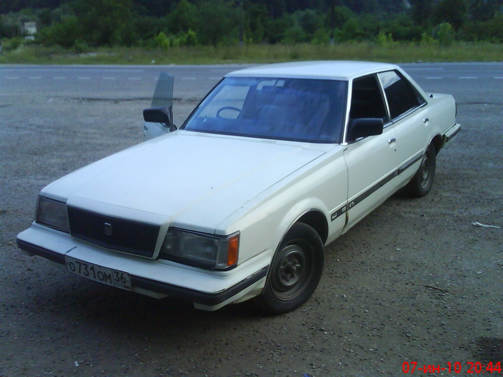  v101-2 Toyota Mark II 20 1984 