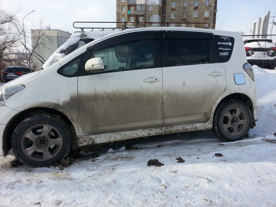 Пневмоподвеска зимой! — Toyota Ractis (1G), 1,5 л, 2008 года ...