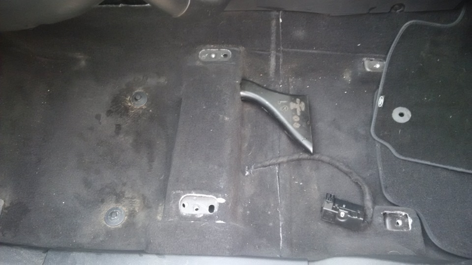 Фото в бортжурнале Ford Mondeo IV