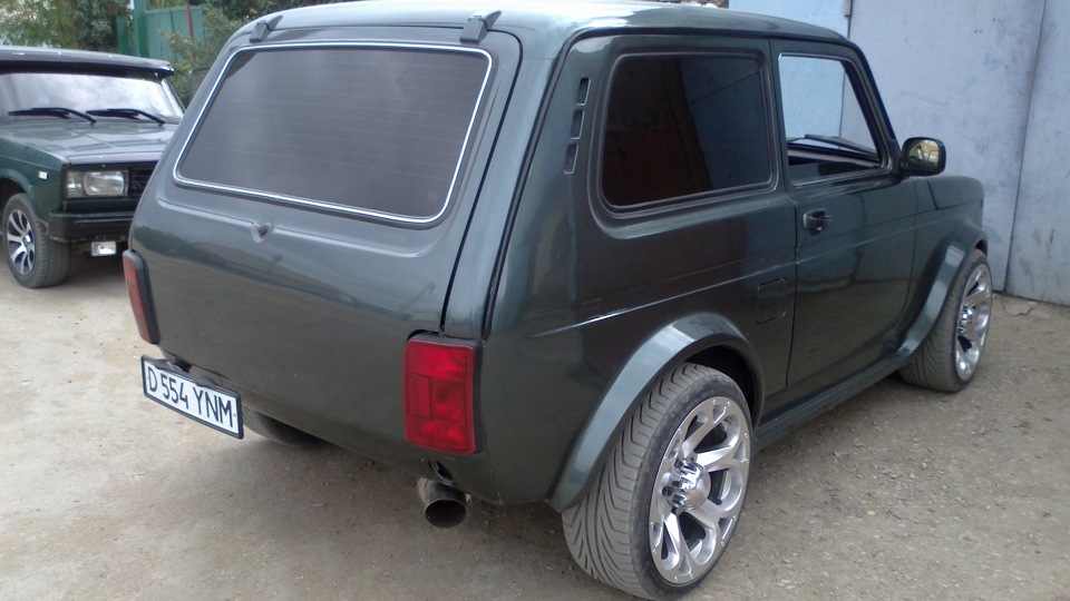 Lada Niva Travel получила спецверсию "Black". Автотема Дзен