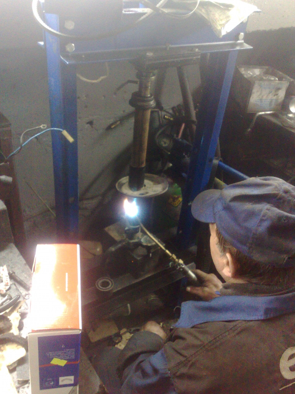 Внедрение картриджей Бильштайн в стойки Суперстрата. — Toyota Sprinter ...