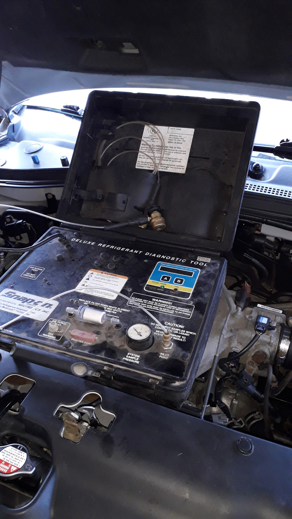 Дозаправка кондиционера — Acura MDX (1G), 3,5 л, 2005 года | другое ...