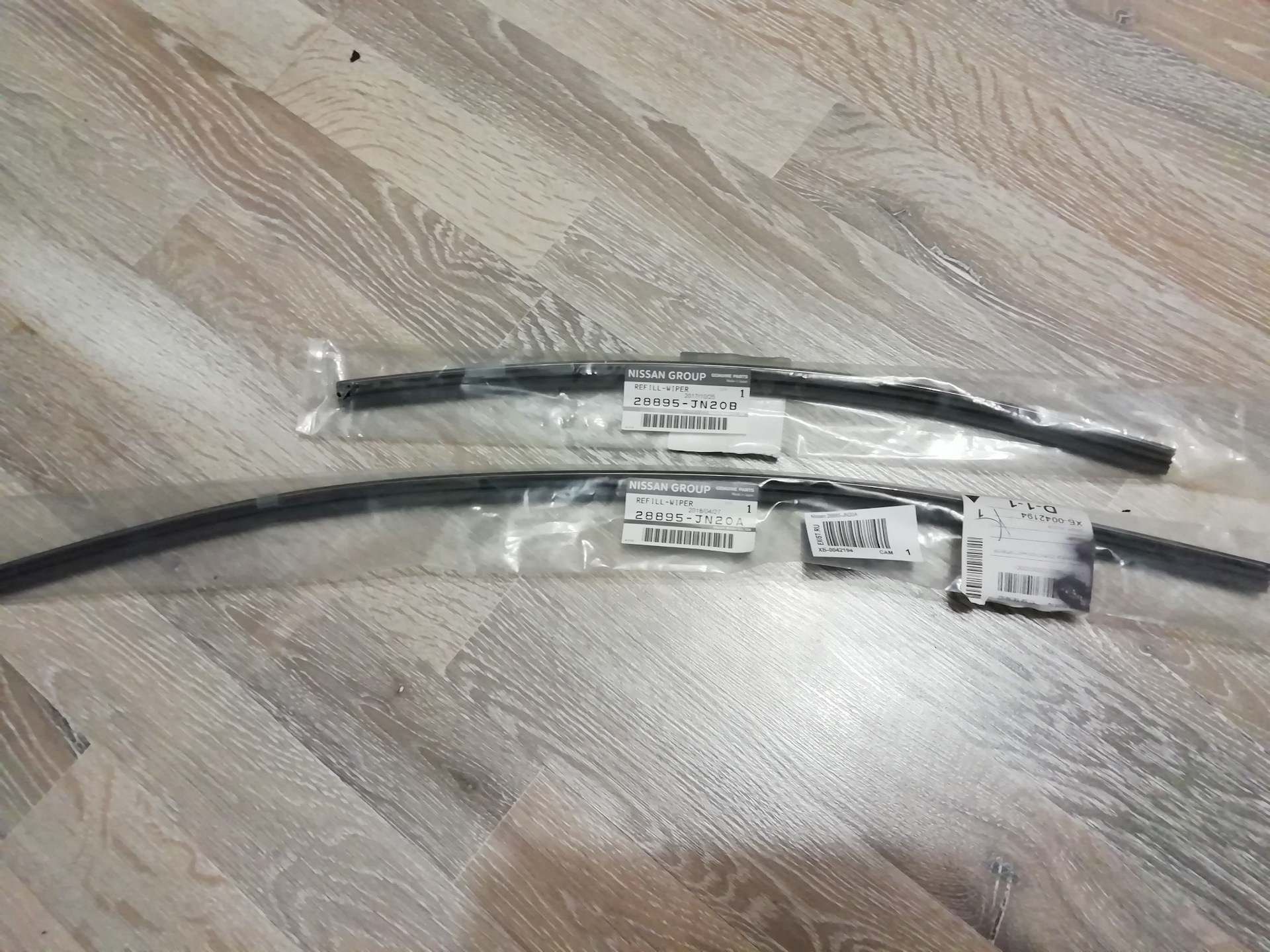 Планка дворников на ниссан теана j32. Nissan teana j32 дворники размер. Ниссан теана щетки стеклоочистителя. Lx400 щетка стеклоочистителя гибридная 400 мм lynxauto. Планка дворников на ниссан теана j32.