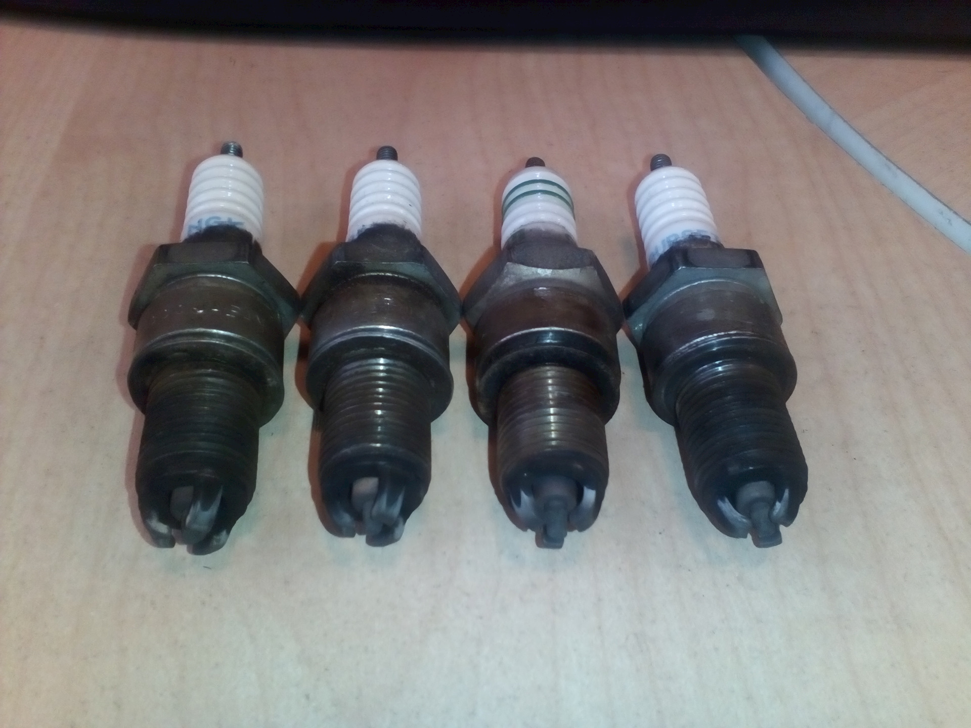 6 артикул. Анимированная свеча. Denso sxu22hcr11s. Свечи в стиле хюгге. Свечи на 2024.