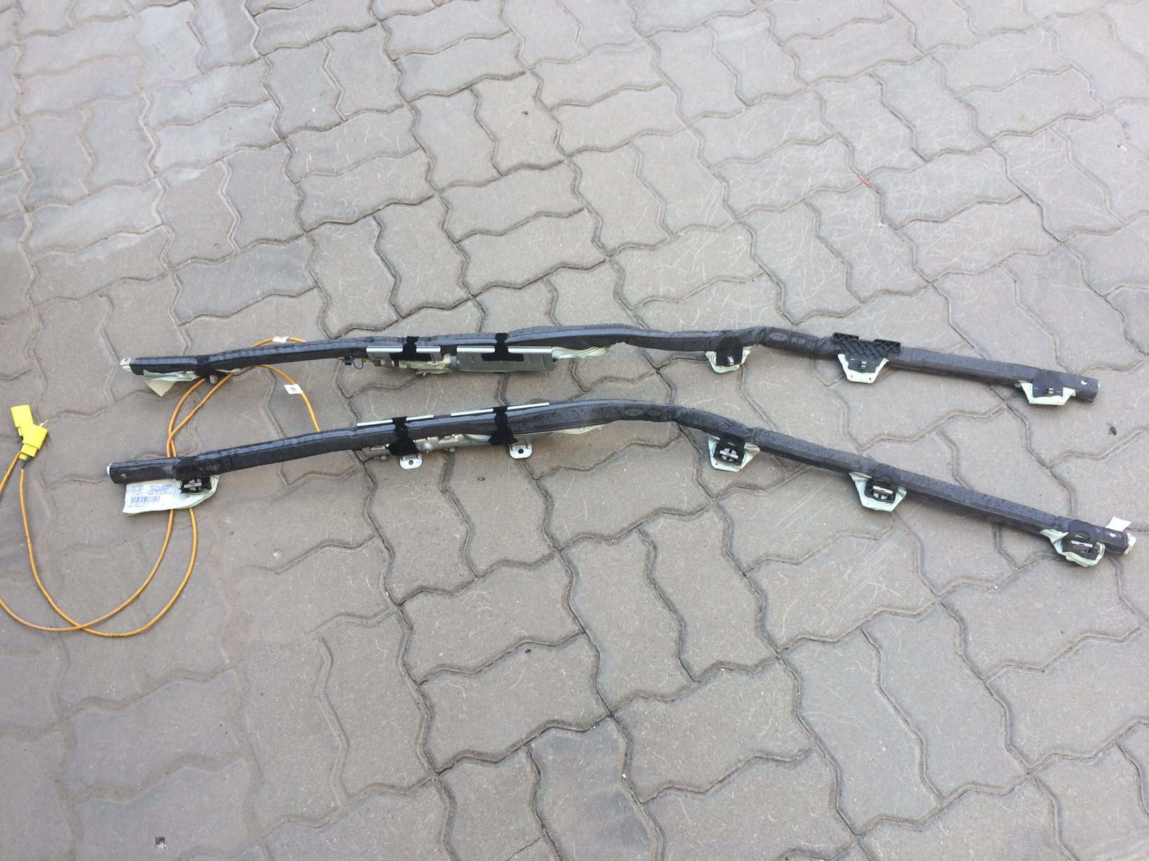 Боковые шторки безопасности — Ford Focus Hatchback II, 2 л, 2011 года ...