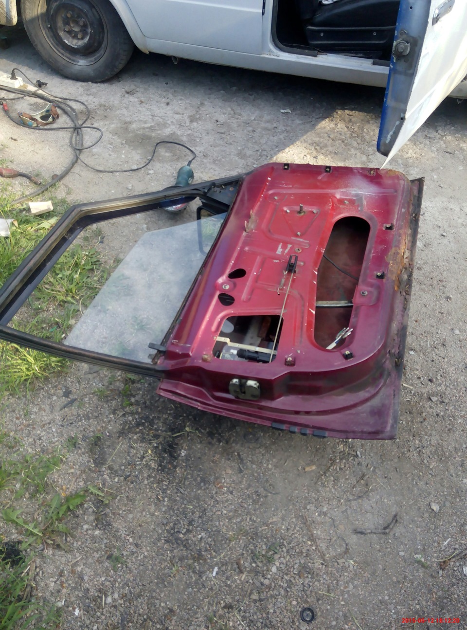 переделка дверных петель — Москвич 2141, 1,8 л, 1993 года | кузовной ...