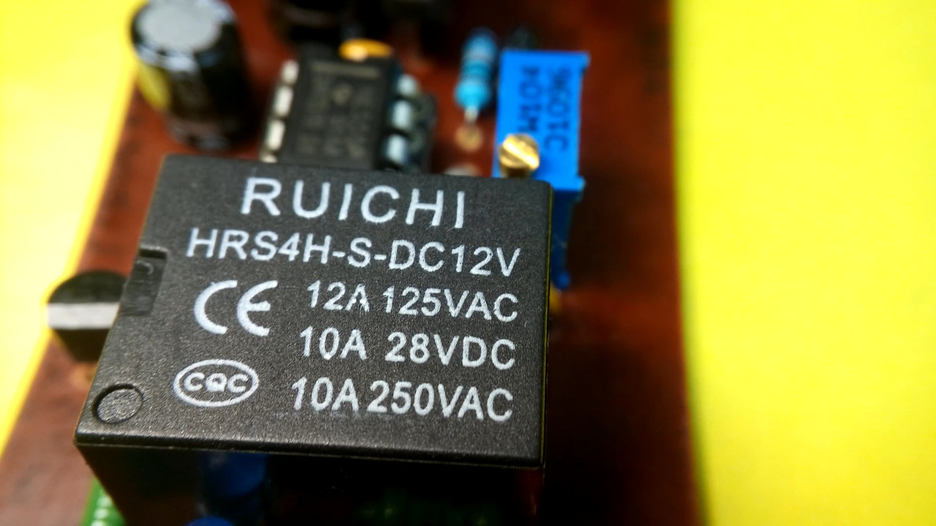 Микросхема реле. Реле RUICHI hrs4h-s dc24v. Hrs4h-s-dc12v распиновка. Реле RUICHI 4078-dc12v. Hrs1h-s-dc12v цоколевка.