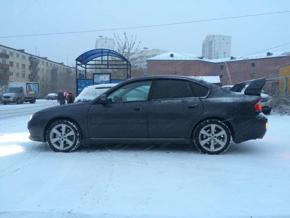 Клиренс легаси. Дорожный просвет субару легаси. Резина 225/50/17 на subaru legacy bp. Клиренс легаси. Subaru legacy bl5 увеличение клиренса.