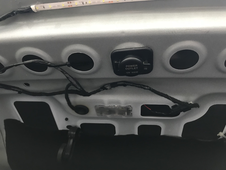 установлена — Lada Vesta (1G)